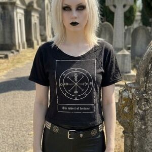 Hot Topic Black Graphic Crop Top